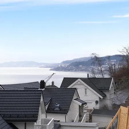 Big, Family Friendly 6 Min From The Centrum 아파트 베르겐