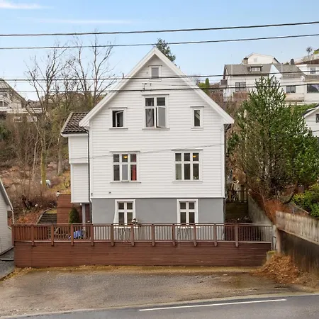 Apartman Big, Family Friendly 6 Min From The Centrum