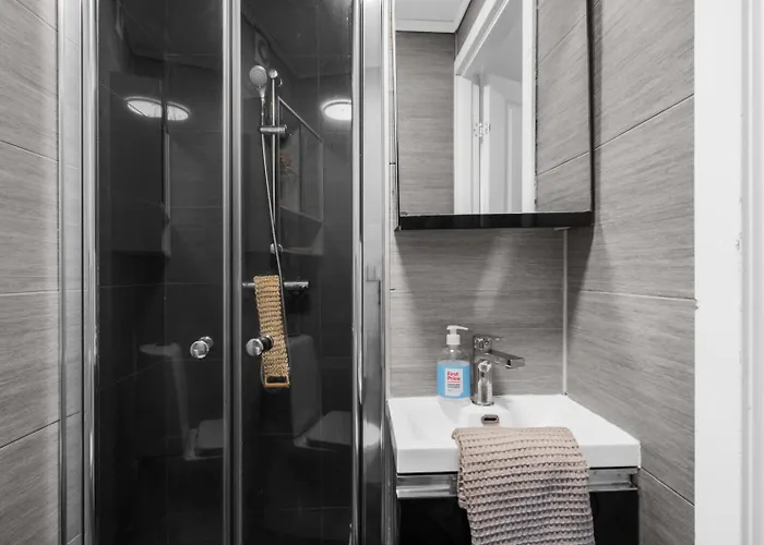 Big, Family Friendly 6 Min From The Centrum Apartment Bergen