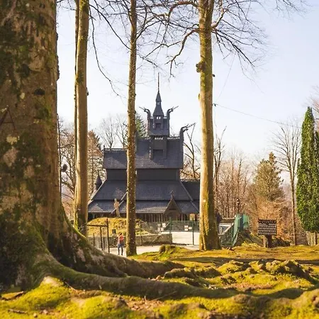 Big, Family Friendly 6 Min From The Centrum Appartamento Bergen