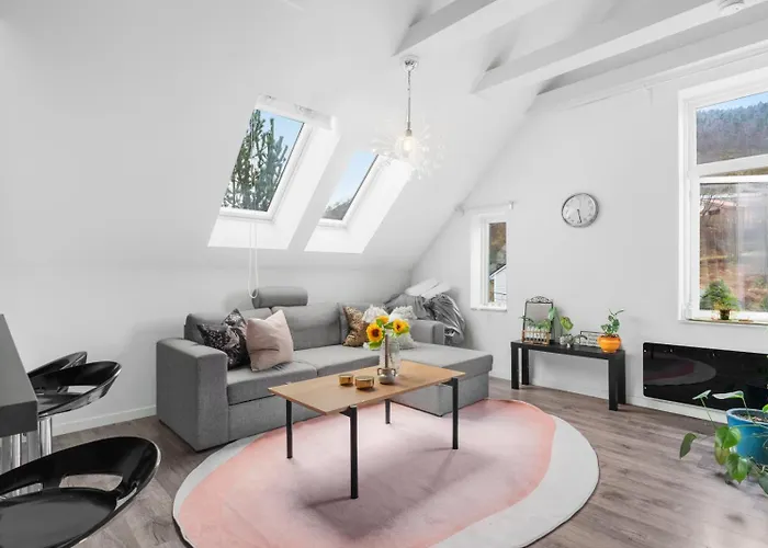 Appartamento Big, Family Friendly 6 Min From The Centrum